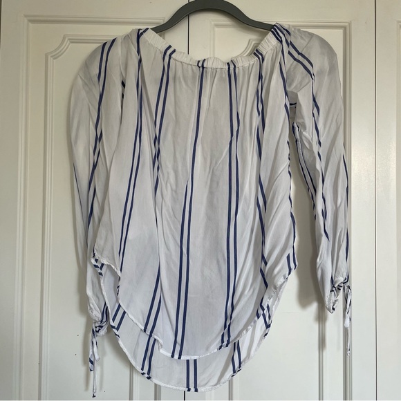 Abercrombie Off-the-Shoulder Stripe Top - Picture 3 of 4